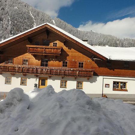 Ferienhaus Hanser Kals-am Großglockner Esterno foto